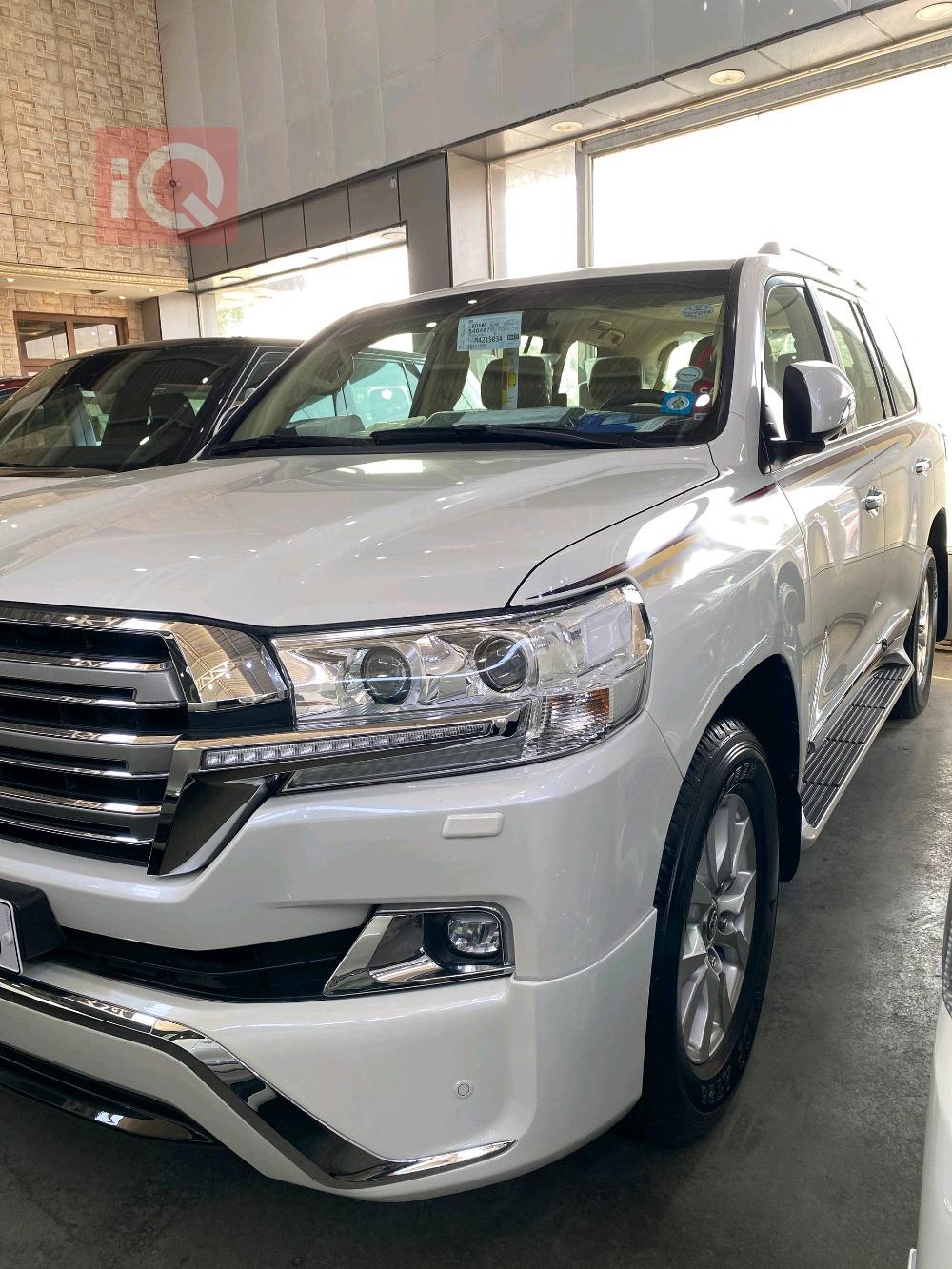 تويوتا لاندكروزر